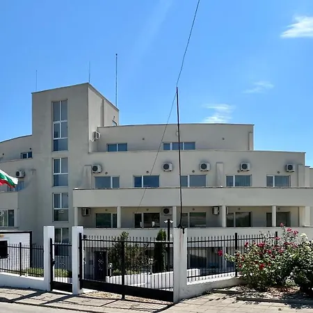 아파트 сънбрийз - Sunbreeze *