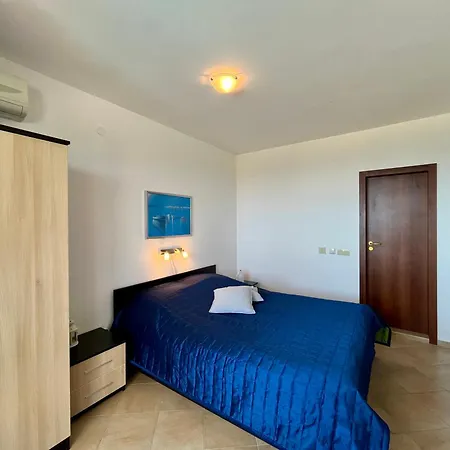 сънбрийз - Sunbreeze Apartamento Byala (Varna)